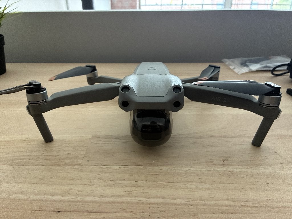 DJI AIR 2 Fly More Combo, TV, Hi-fi & Vidéo, Drones, Drone avec caméra, 250 à 900 g, Enlèvement ou Envoi, Qualité supérieure