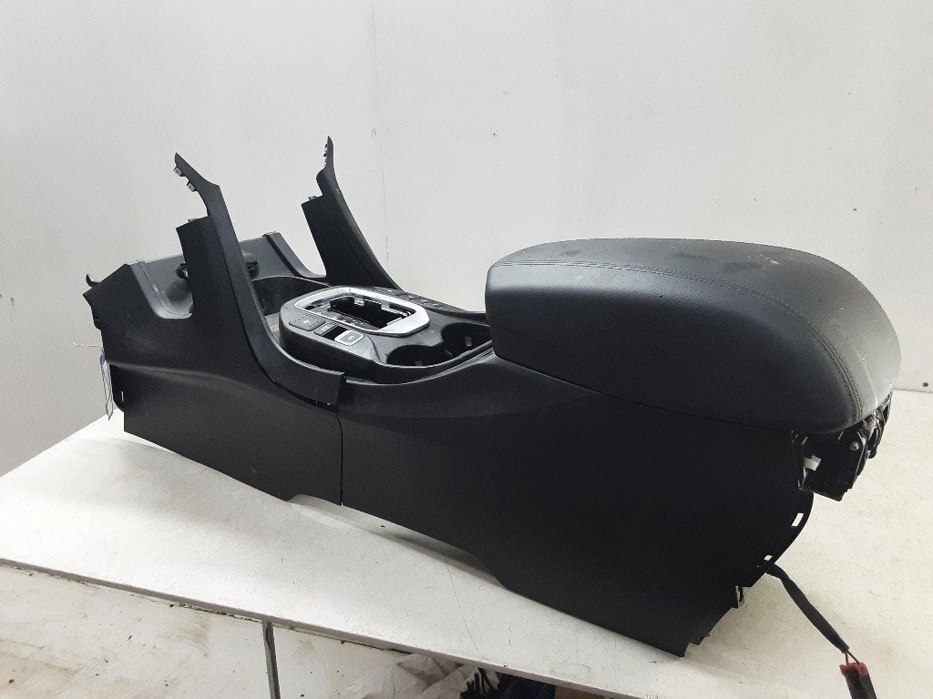 MIDDENCONSOLE Hyundai Santa Fe III (DM) (01-2012/02-2018), Gebruikt, Hyundai