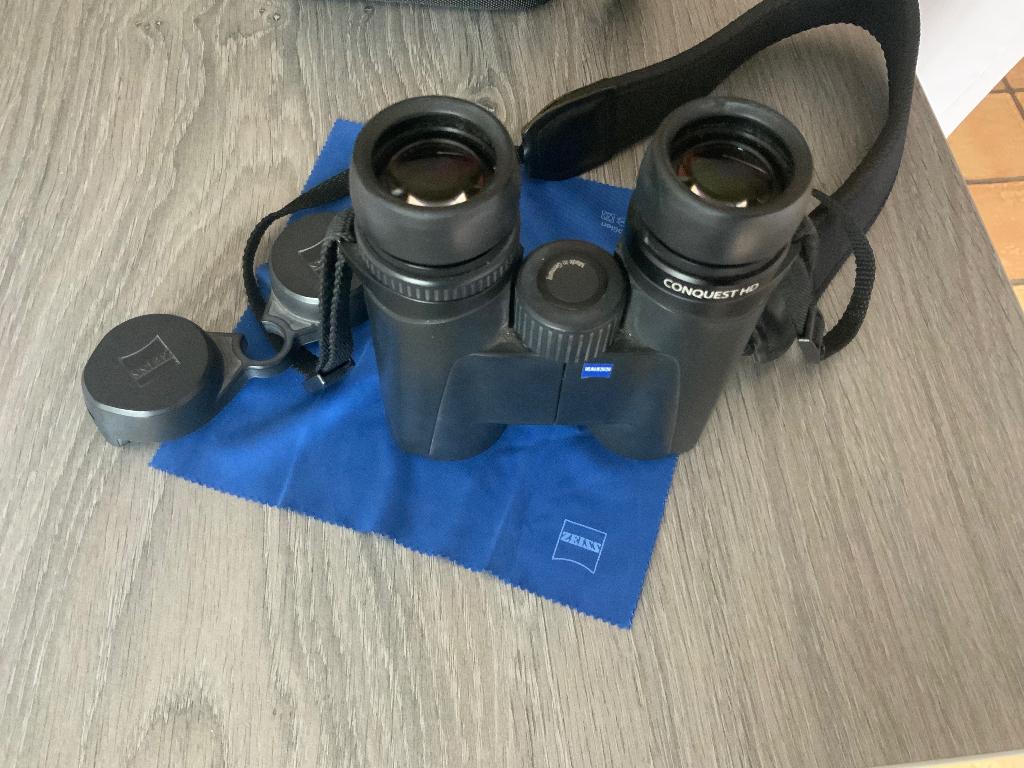 Jumelles ZEISS Conquest HD 10x32 made Germany, Enlèvement ou Envoi, Comme neuf, Autres types, 8 à 12x