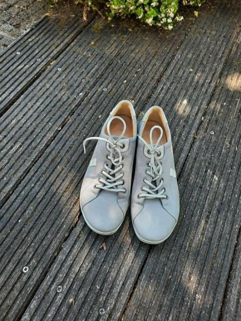 Sneakers Hartjes XS, Kleding | Dames, Schoenen, Zo goed als nieuw, Sneakers, Grijs, Ophalen