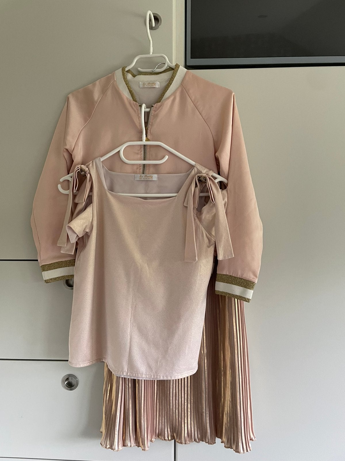 Setje meisjes Pauline B. 12/13 jaar, Enfants & Bébés, Vêtements enfant | Autre, Enlèvement, Utilisé