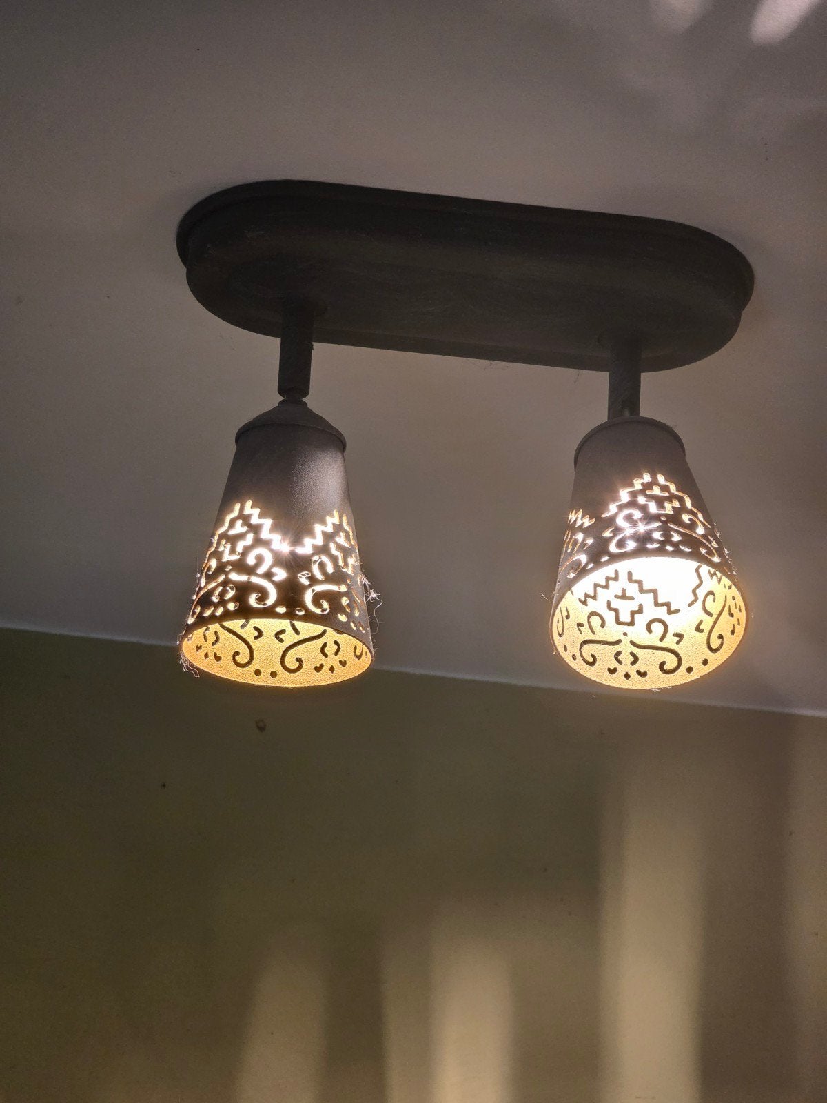 Set van 2 vintage plafondlampen – zwart/goud – 3 lichtpunten, Enlèvement, Comme neuf, Métal