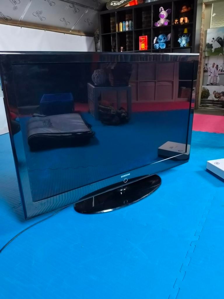 Tv LCD full HD 52p 132cm, TV, Hi-fi & Vidéo, LCD, Enlèvement, Utilisé, Full HD (1080p)