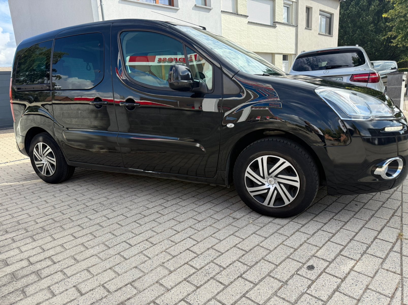 Citroen Berlingo bj 2013 1.6 HDI Multispace, Autos, Citroën, Achat, Entreprise, Boîte manuelle, Capteur de lumière