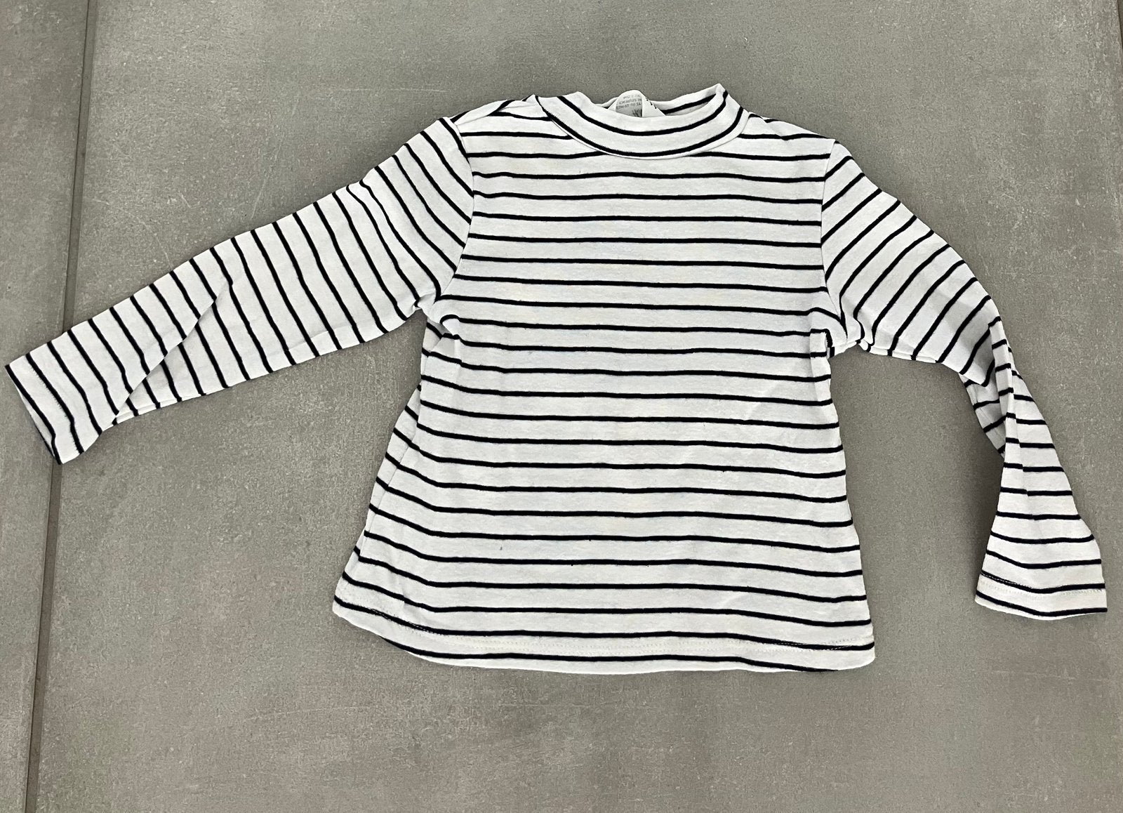H&M zwart-wit gestreepte longsleeve/souspull maat 92, Kinderen en Baby's, Kinderkleding | Maat 92, Ophalen, Zo goed als nieuw