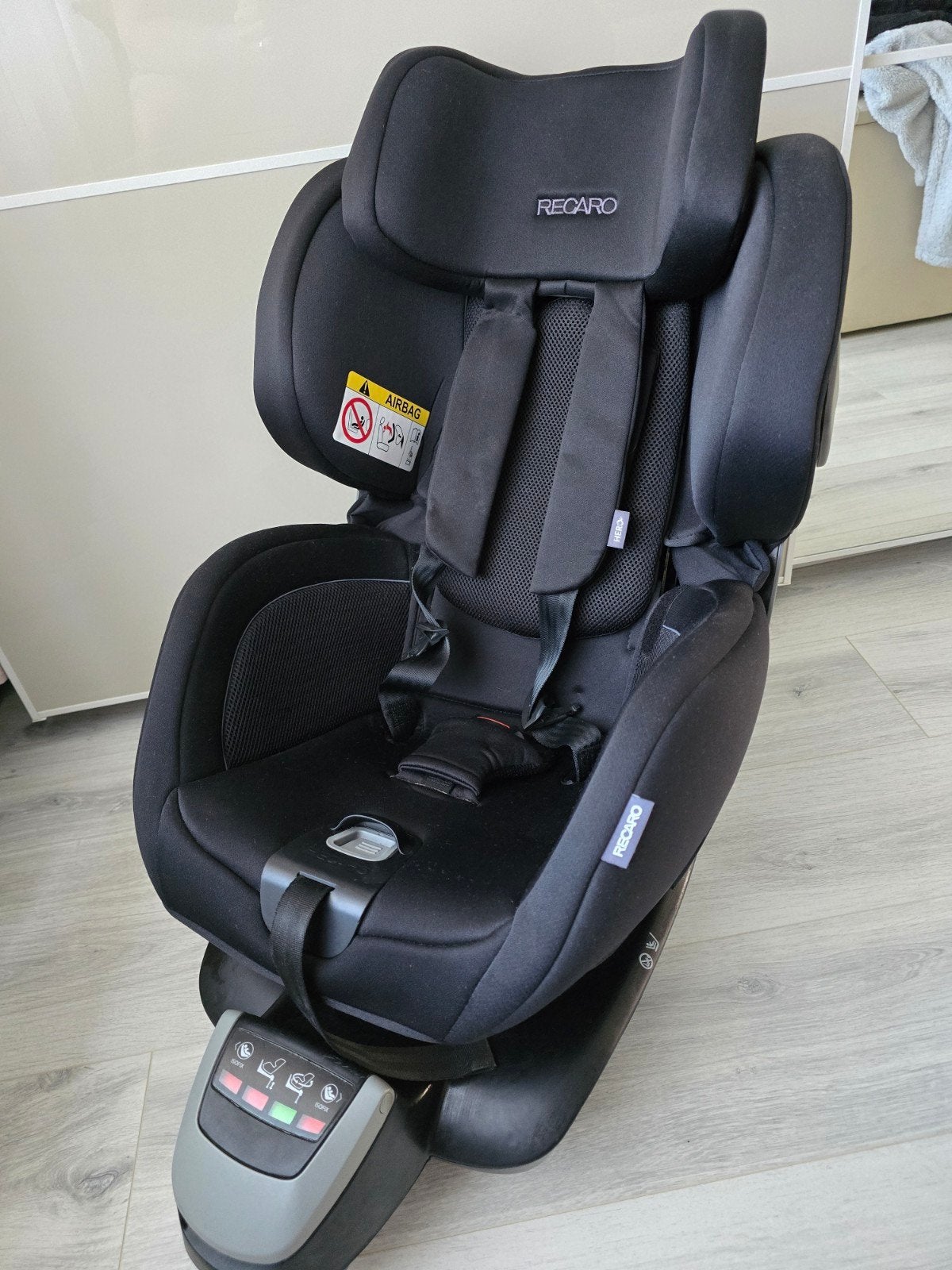 Recaro Salia Autostoel Nieuwstaat, Ophalen, Zo goed als nieuw, Verstelbare rugleuning, Isofix