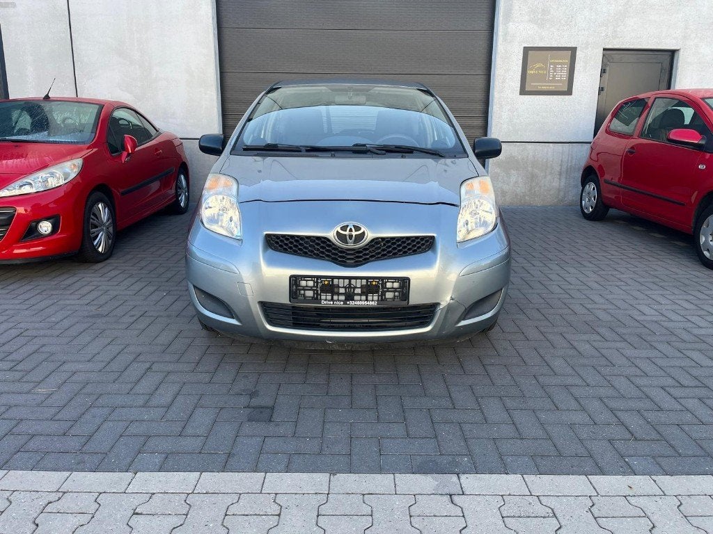 Toyota Yaris 1.0 VVTI Active, 108431 KM, Keuring + Garantie, Auto's, Voorwielaandrijving, Stof, https://public.car-pass.be/vhr/c899f3d2-a5c4-4ddd-8237-56780a77c1b6