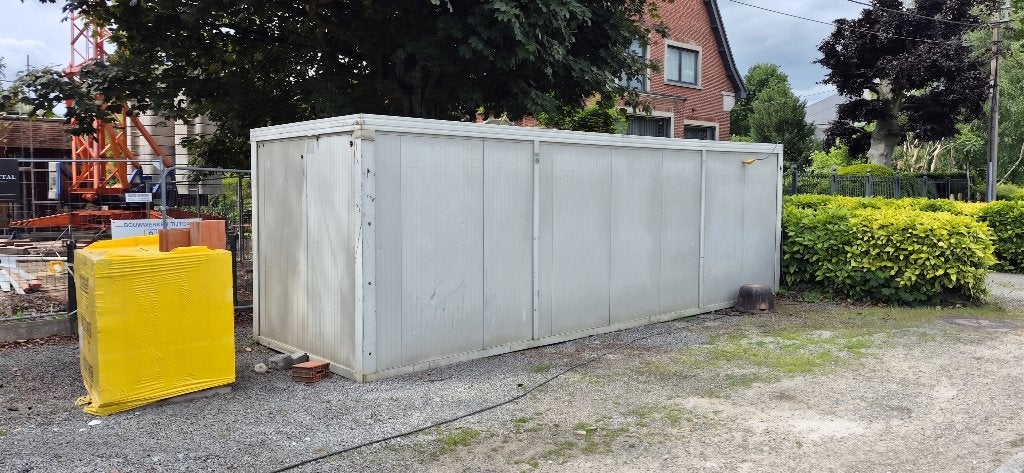 Grote werfkeet 750 x 240 x 240cm, Ophalen, Gebruikt