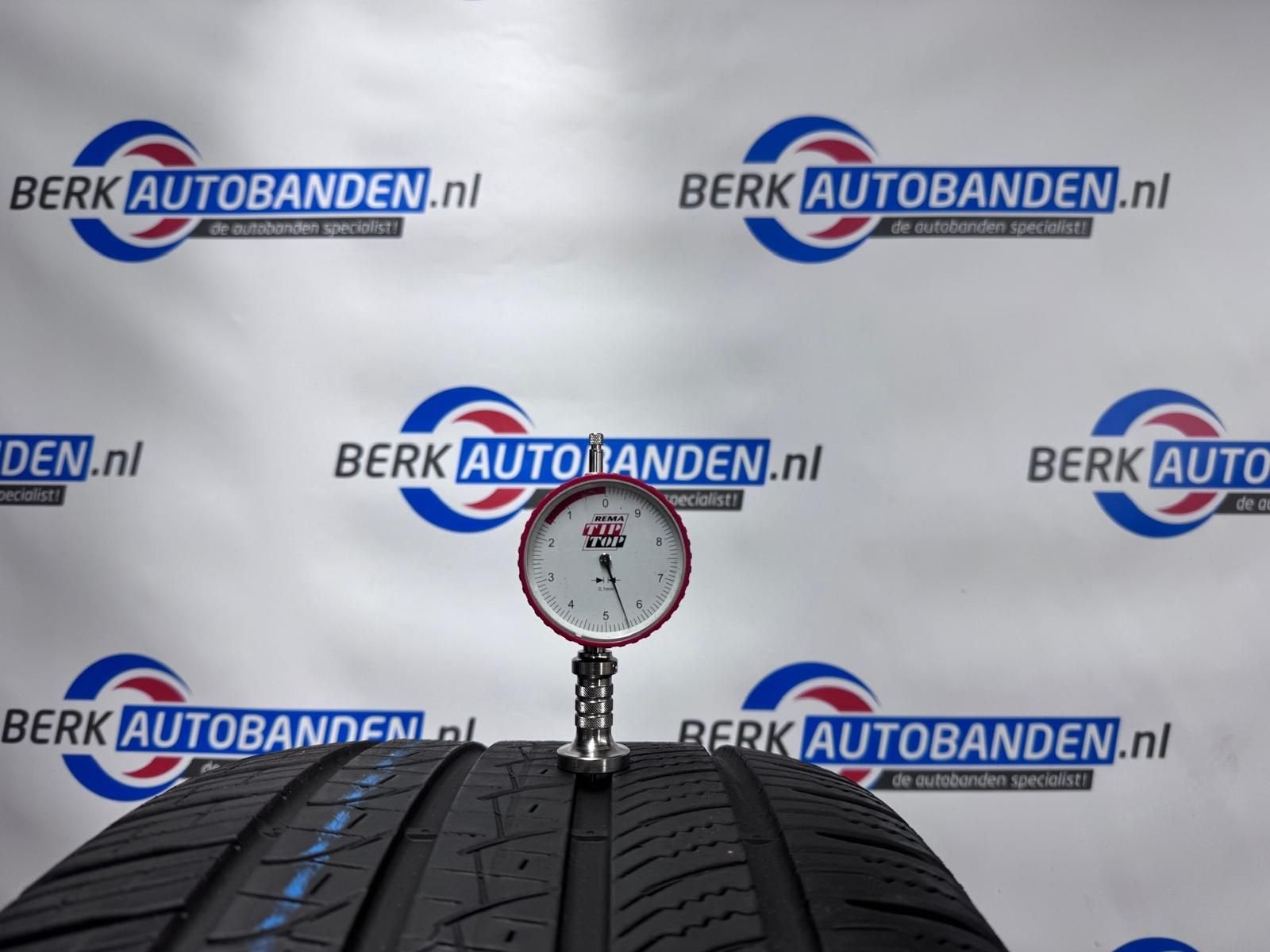2x Pirelli Scorpion Zero XL M+S (PNCS) (LR) 285/45 R22 114Y, Gebruikt, -, 285 mm, -