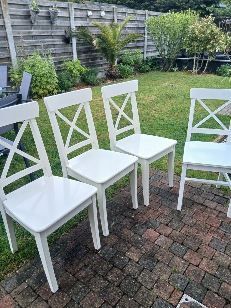 Gratis stoelen, Enlèvement