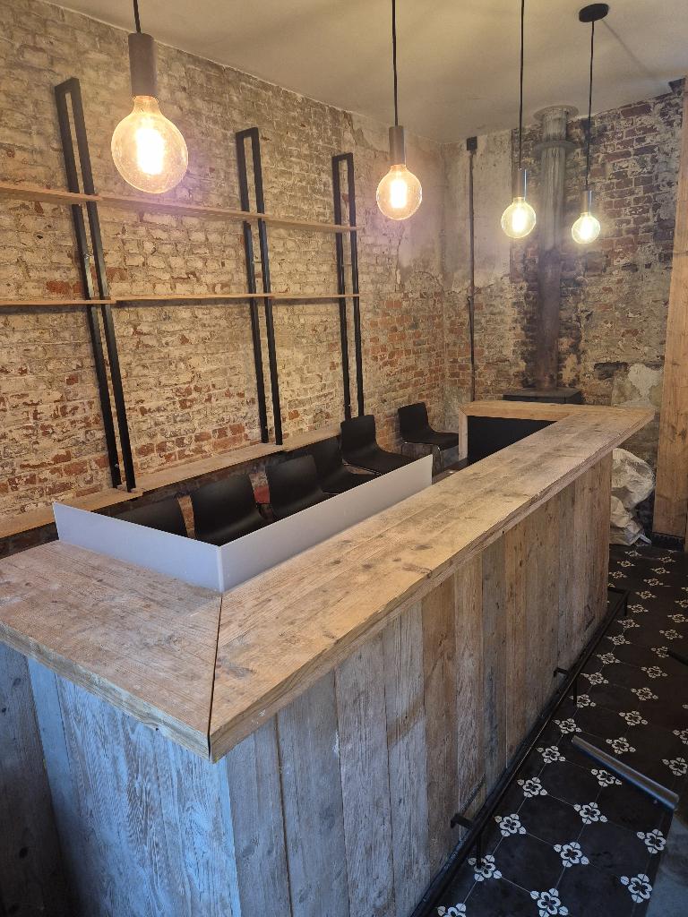 BARRE/BARRE EN BOIS MASSIF PERSONNALISÉE UNIQUE -  3 MÈTRES, Enlèvement, Utilisé, Y compris les chaises de bar