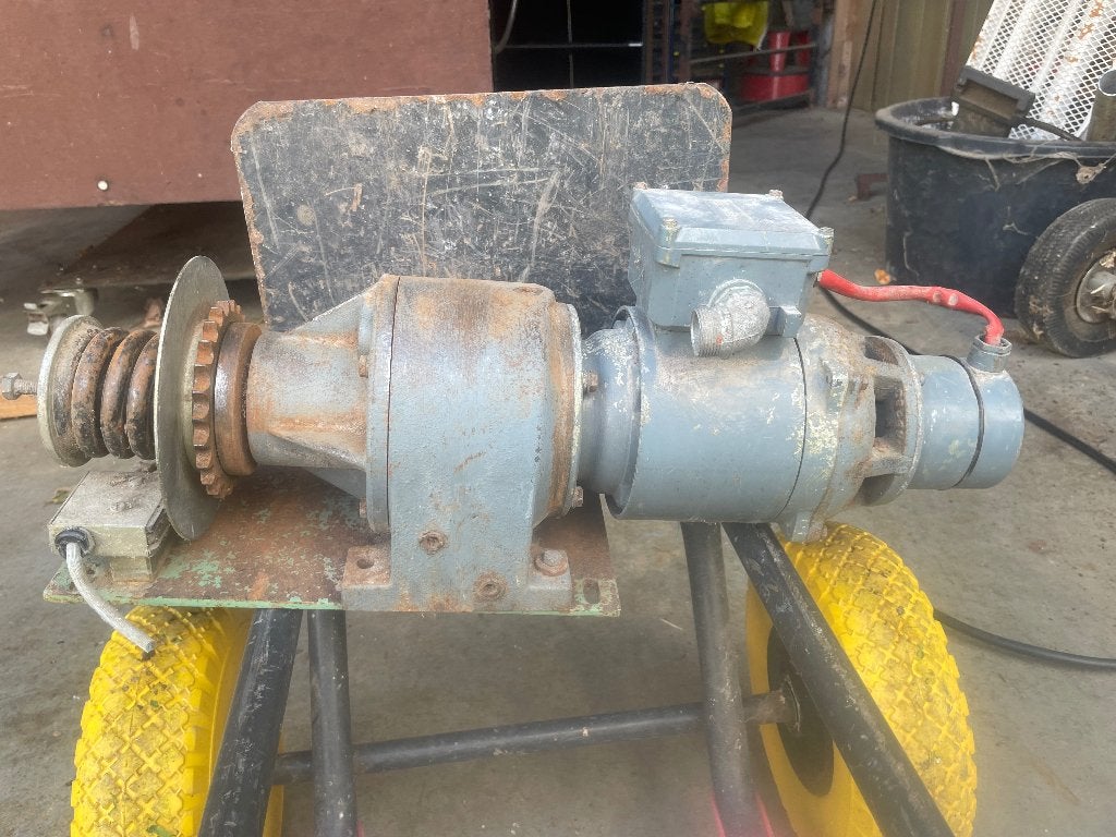 motor met reductieoverbrenging naar kettingwiel 80€, Enlèvement, Utilisé
