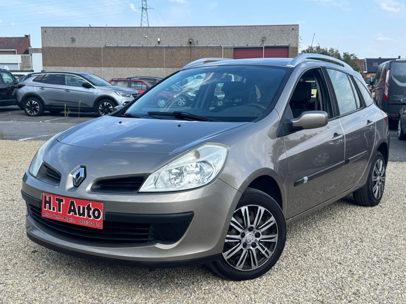 Renault Clio 1.5 dCi/Prete a être immatriculer, Autos, Argent ou Gris, Achat, Entreprise, Boîte manuelle