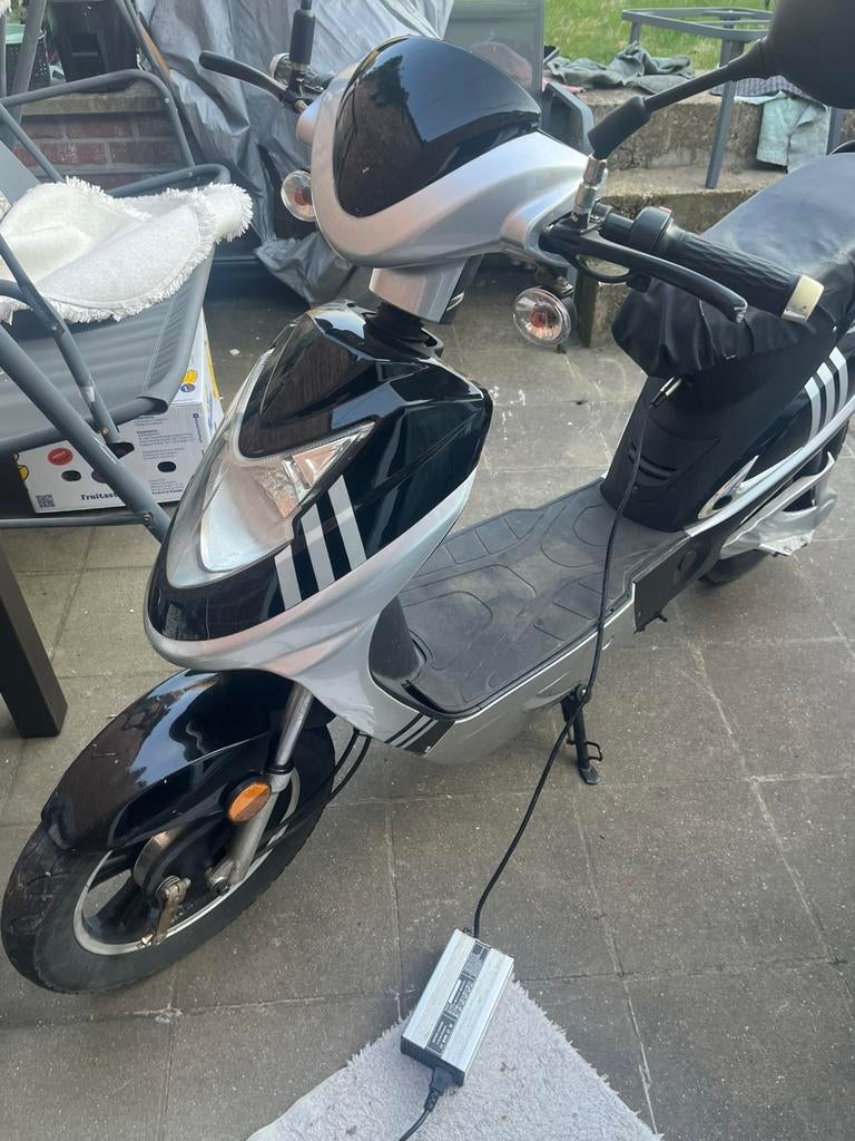 Electrische step, Fietsen en Brommers, Ophalen, Gebruikt
