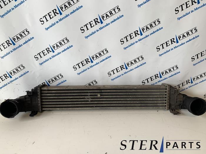 Intercooler van een Mercedes E-Klasse, Gebruikt, -, Ophalen of Verzenden, -