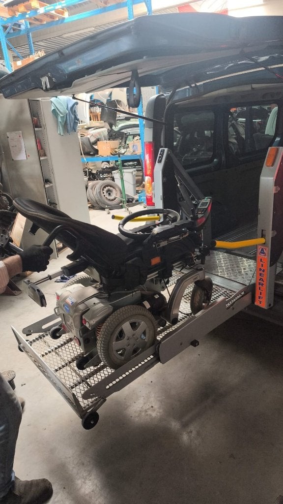 Elektrische rolstoel Invacare Storm 4, Divers, Chaises roulantes, Enlèvement, Utilisé, Fauteuil roulant électrique