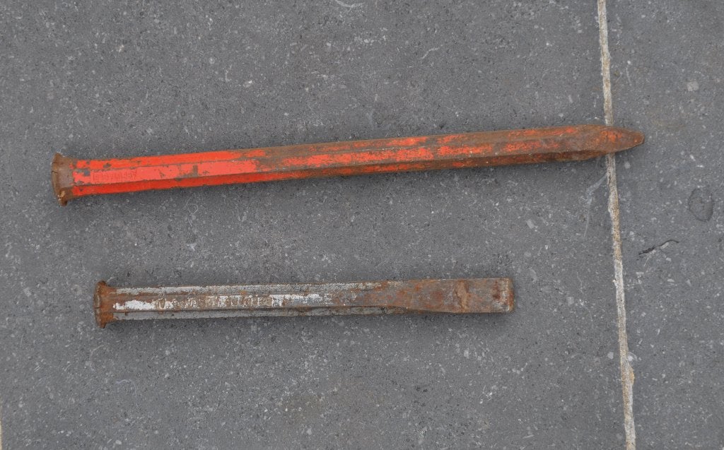 M77. Lot de 2 burins anciens – acier patiné, Enlèvement ou Envoi, Utilisé, Burin