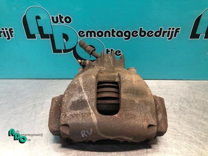 Remklauw (Tang) rechts-voor van een Volvo V70 (V70 01-), Auto-onderdelen, Gebruikt, -, -, Ophalen of Verzenden
