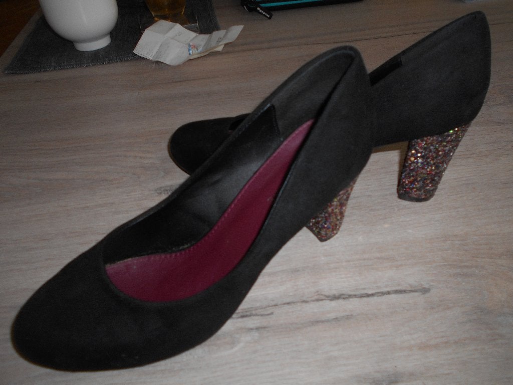 zwart glitter hak schoenen maat 41, Schoenen met lage hakken, Zwart, Ophalen of Verzenden, Trend One
