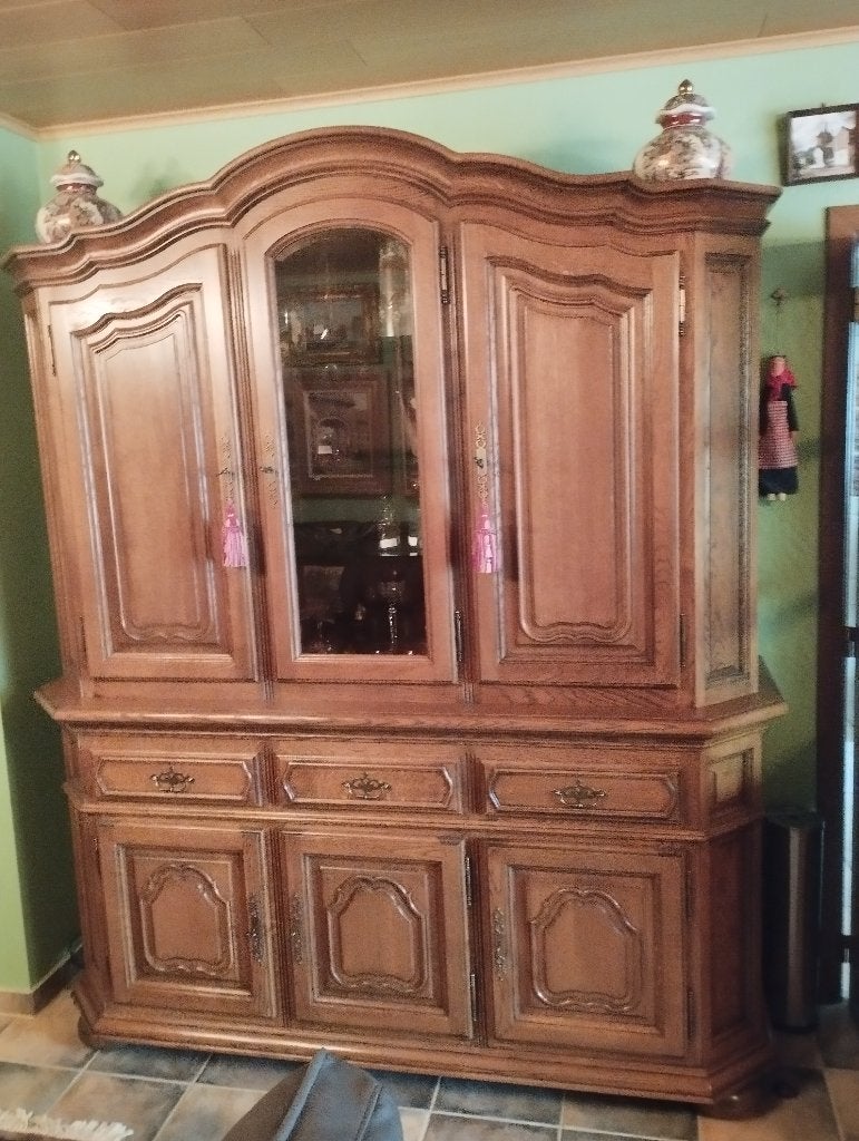 Grote eikenhouten kast - 5 deuren/3 laden/1 vitrine, Huis en Inrichting, Ophalen, Eikenhout