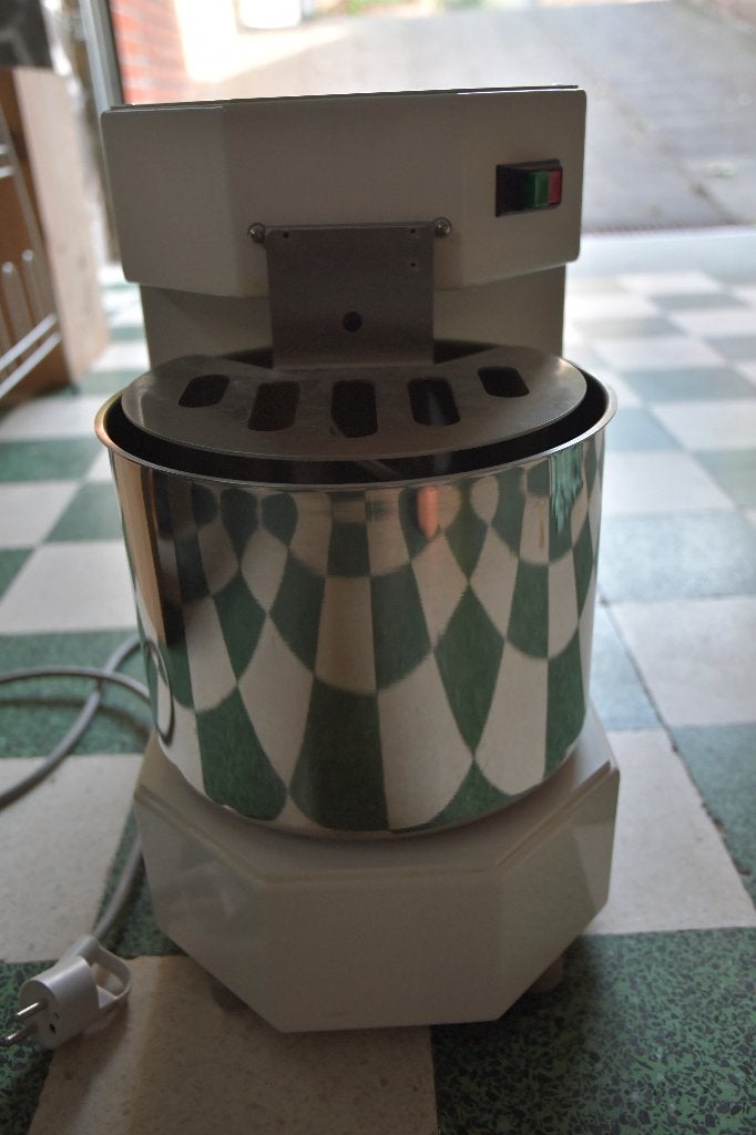 Rofco KN4 spiraalkneder, Elektronische apparatuur, 4 liter of meer, Ophalen, Gebruikt, 1 snelheid