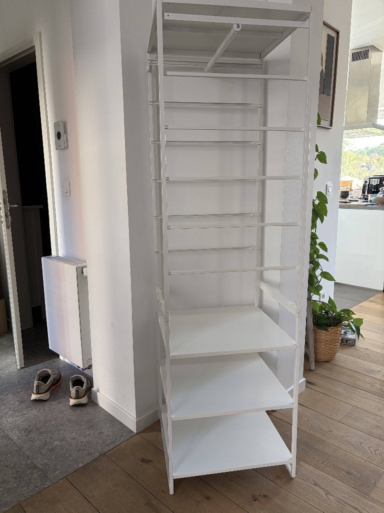 Ikea Jonaxel, Enlèvement, Comme neuf