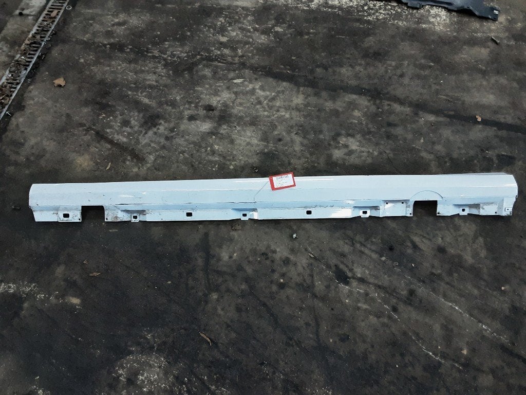 DORPEL LINKS Mercedes-Benz A (177.0) (01-2018/12-2026), Auto-onderdelen, Gebruikt, Mercedes-Benz, Mevr. I. Hauben, Rue de l'Espoir 34 34
4030  GRIVEGNÉE, BE