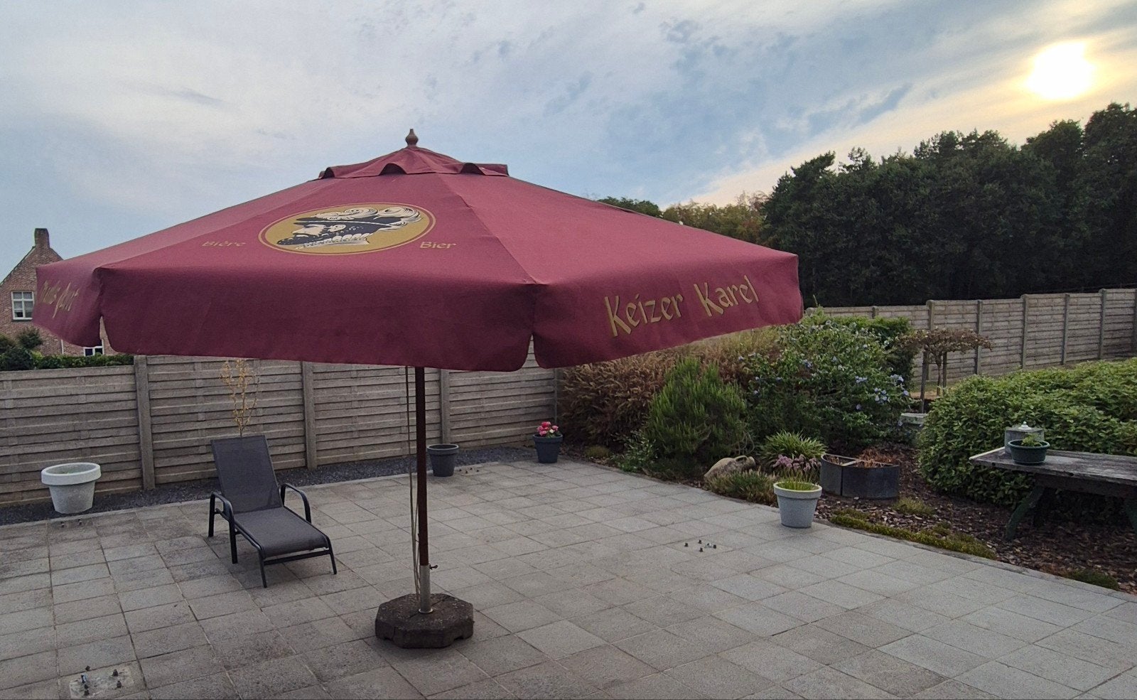 Parapluie professionnel de 4 mètres, octogonal, pied inclus, 3 à 4 mètres, Comme neuf, Enlèvement, Parasol sur pied