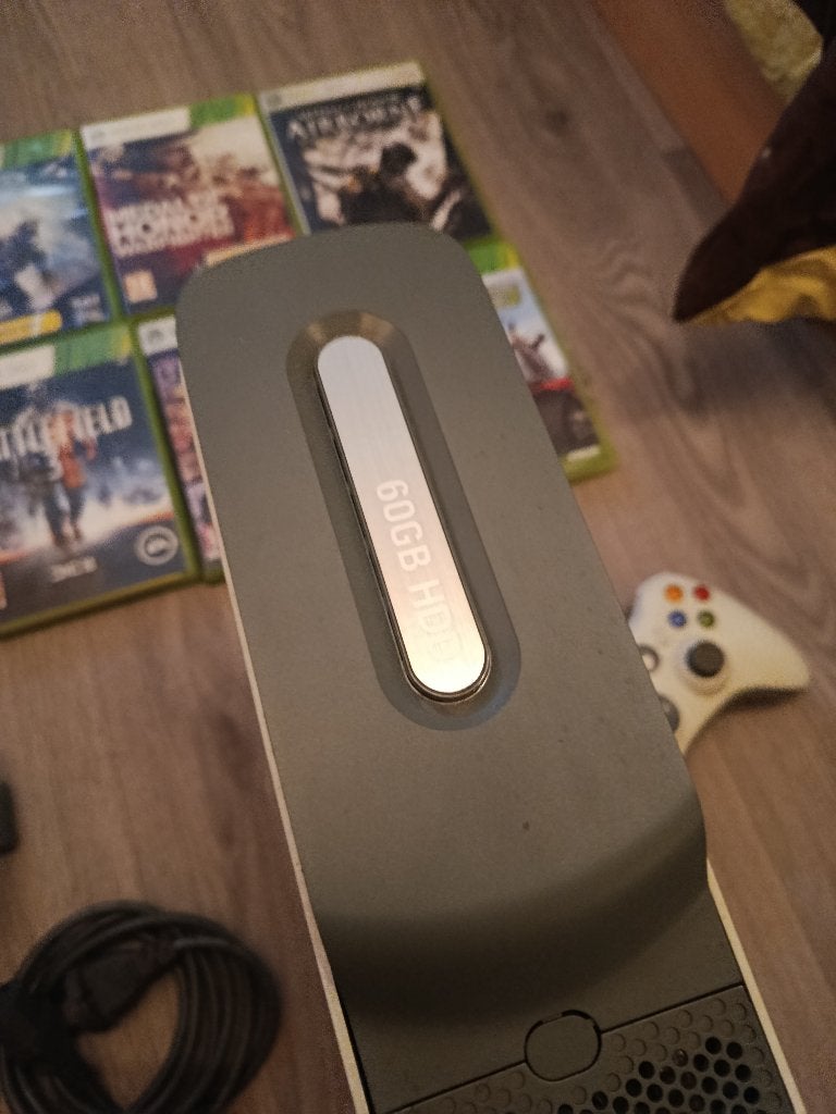 Xbox 360, Consoles de jeu & Jeux vidéo, Consoles de jeu | Xbox 360, Enlèvement, Utilisé, 60 GB, Avec 1 manette