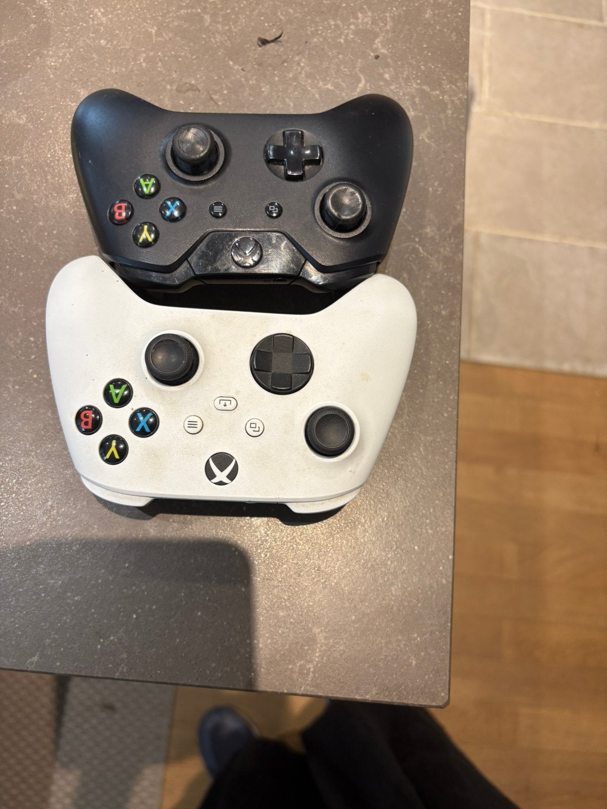 X Xbox premiere generation avec deux manettes  - bon etat, Ophalen, Zo goed als nieuw