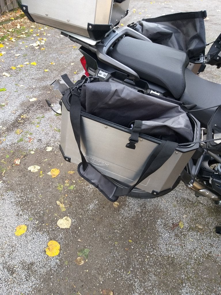 a vendre sacs moto triumph, Enlèvement, Comme neuf