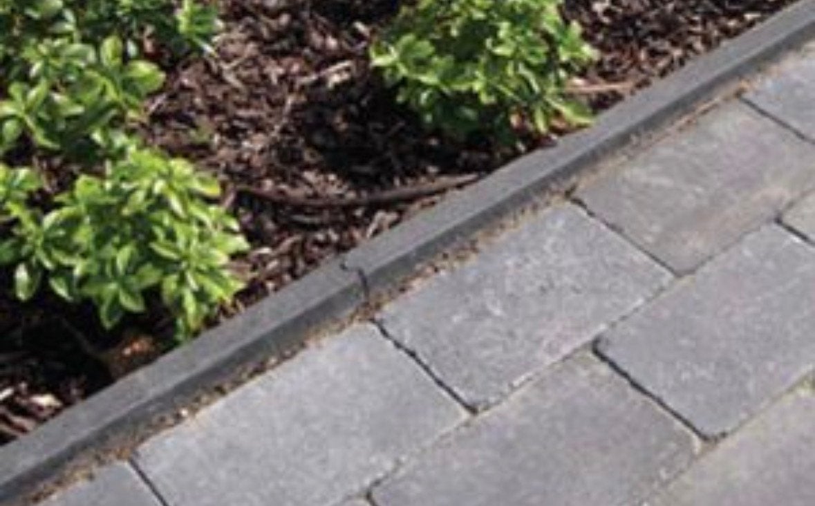 Antraciet boordstenen 20-6-100, Tuin en Terras, Bielzen en Borduren, Ophalen, Zo goed als nieuw