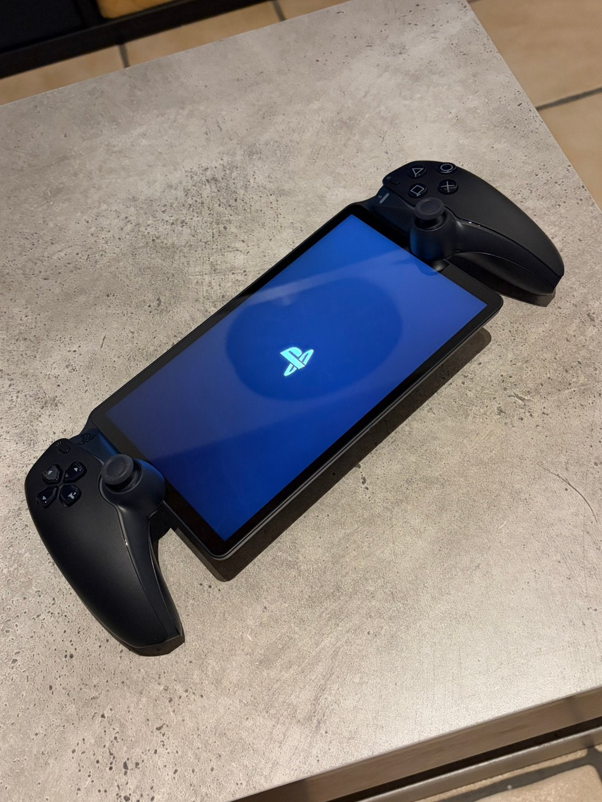 Ps portal comme neuf toujours sous garantie utiliser 4x, Consoles de jeu & Jeux vidéo, Enlèvement, Comme neuf