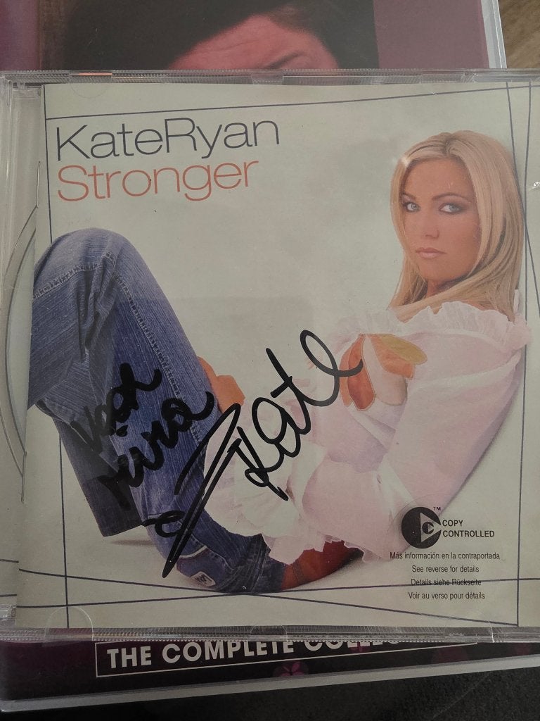 Kate ryan cd stronger gesigneerd 2 stuks, Enlèvement ou Envoi, Comme neuf, Pop, Album