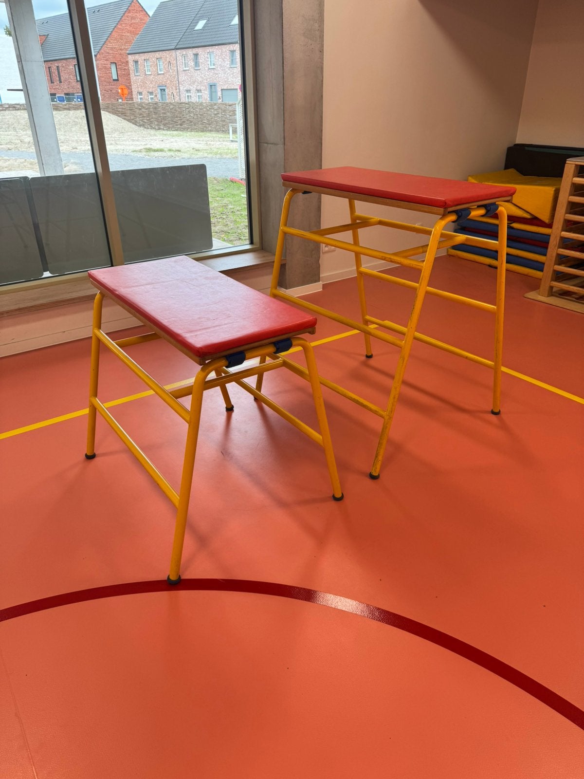 Plinten/trapezoides turnen, Enlèvement, Comme neuf