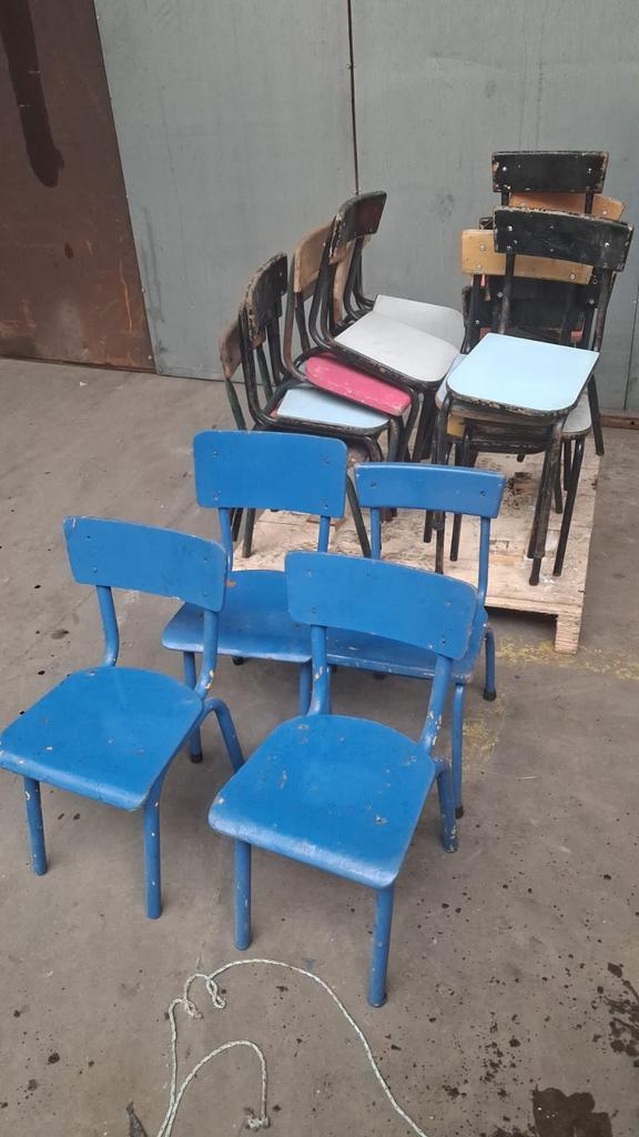 LOT DE 22 CHAISES D’ÉCOLIERS VINTAGE/ 70€ lot, Ophalen of Verzenden, Decoratie