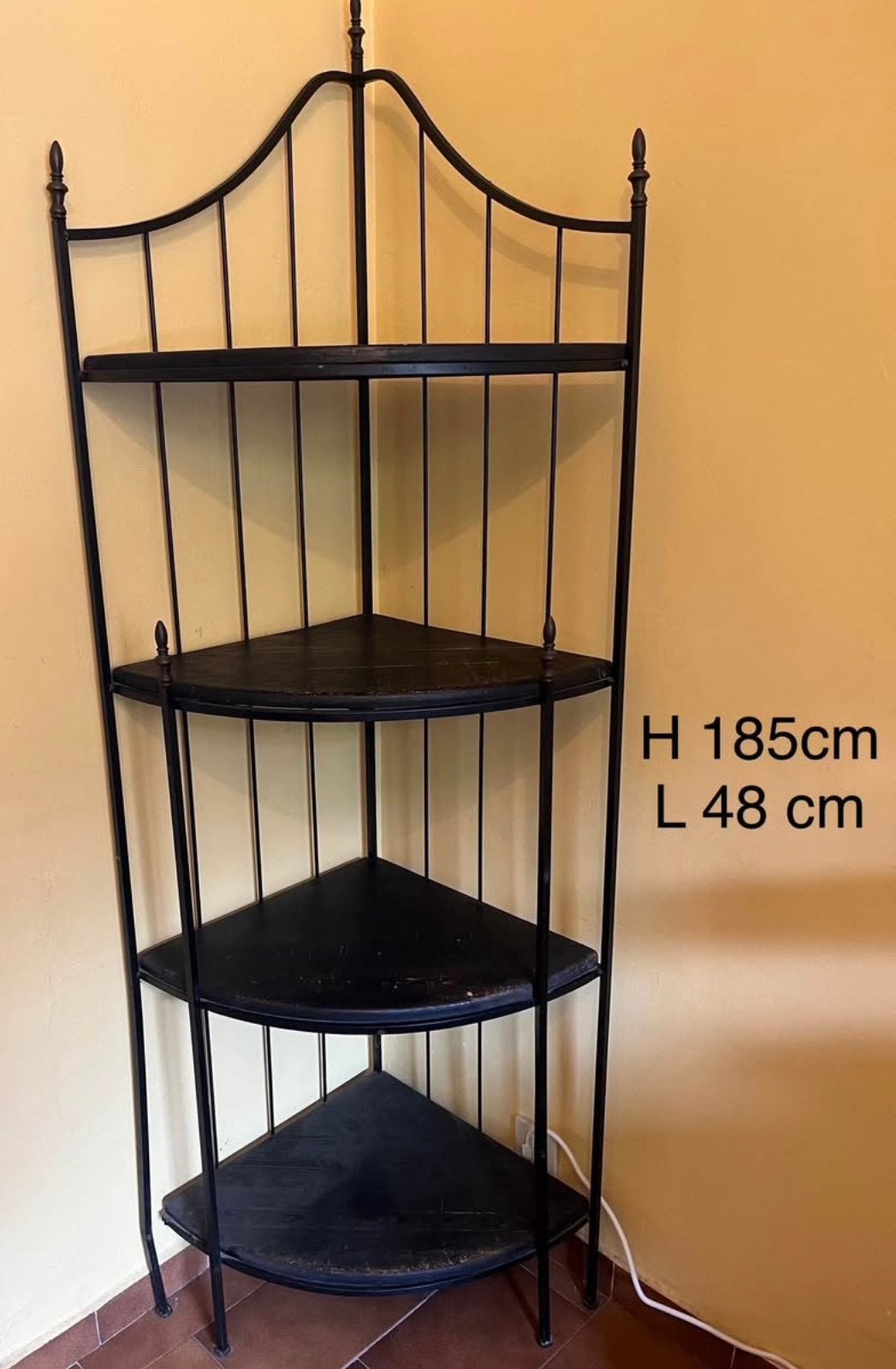Étagère d’angle en métal noir – 4 niveaux, Enlèvement, Utilisé