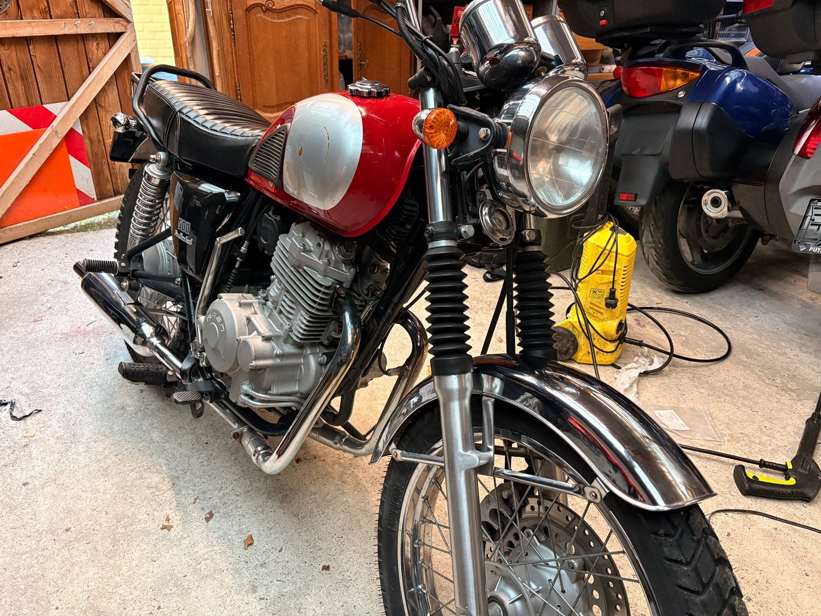 Mash Five Hundred Mash 400 scrambler, Poignées chauffantes, Tourisme, Permis Moto A1 minimum, Particulier
