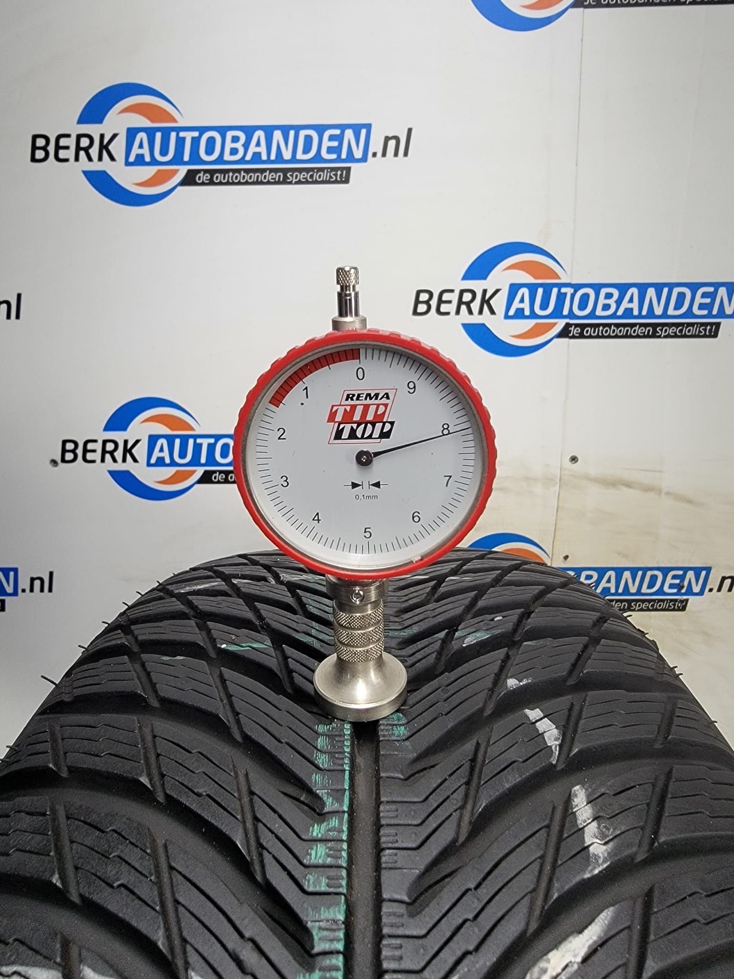2x Michelin Pilot Alpin 5 SUV XL 235/65 R17 108H 235/65/17 2, Gebruikt, -, -, 17 inch