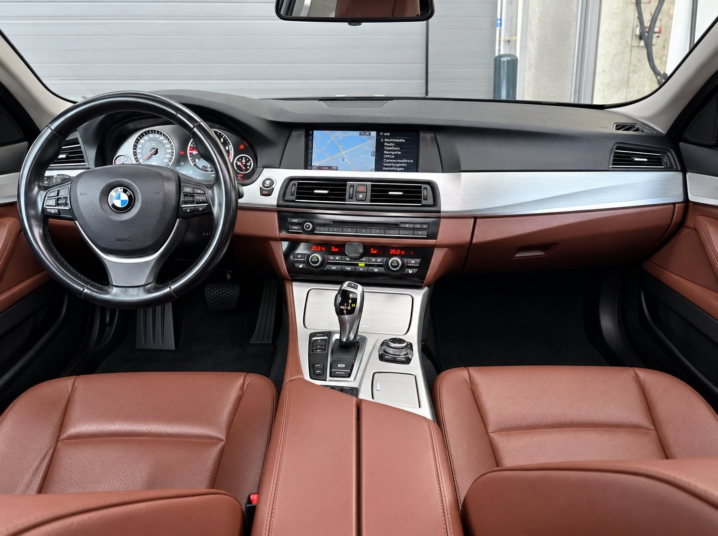 Grijze Luxe BMW 5-Serie 528i F11 Touring Automaat/Panorama!, Auto's, Automaat, Leder, 5 deurs, Zilver of Grijs
