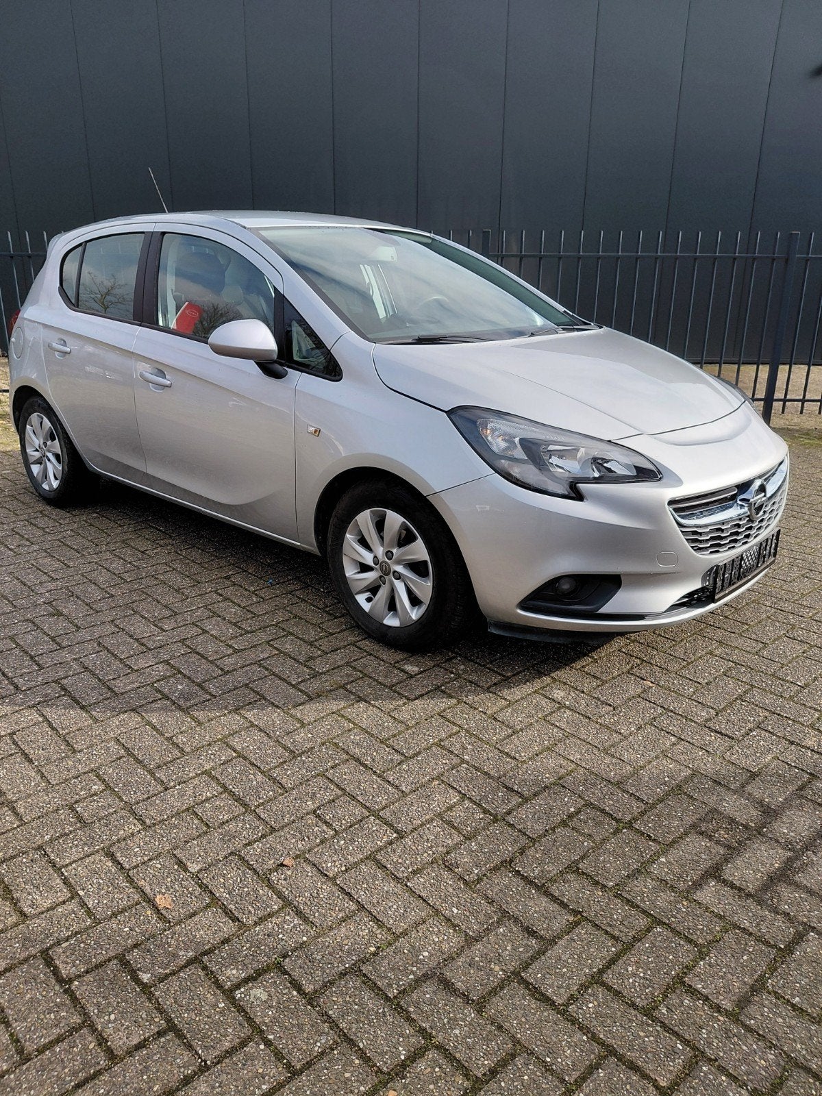 Opel corsa E année 2017 essence Climatisation voiture belge, Argent ou Gris, Euro 6, Entretenue par le concessionnaire, Autre carrosserie