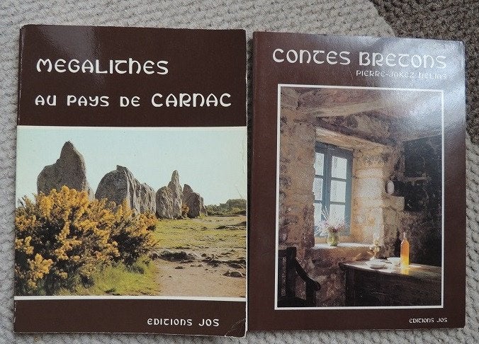 Mégalithes de Carnac/ contes légendes de Bretagne TBE 10€, Ophalen of Verzenden, Zo goed als nieuw, Divers auteurs