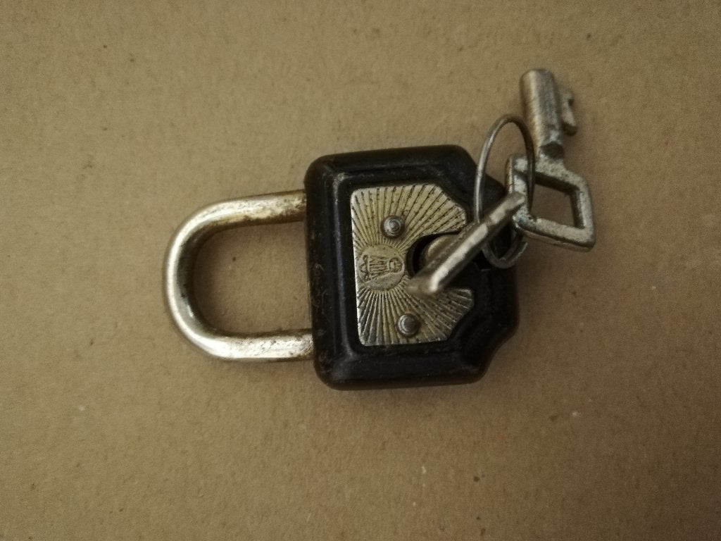 hangslotje  oud, Doe-het-zelf en Bouw, Ophalen, Gebruikt