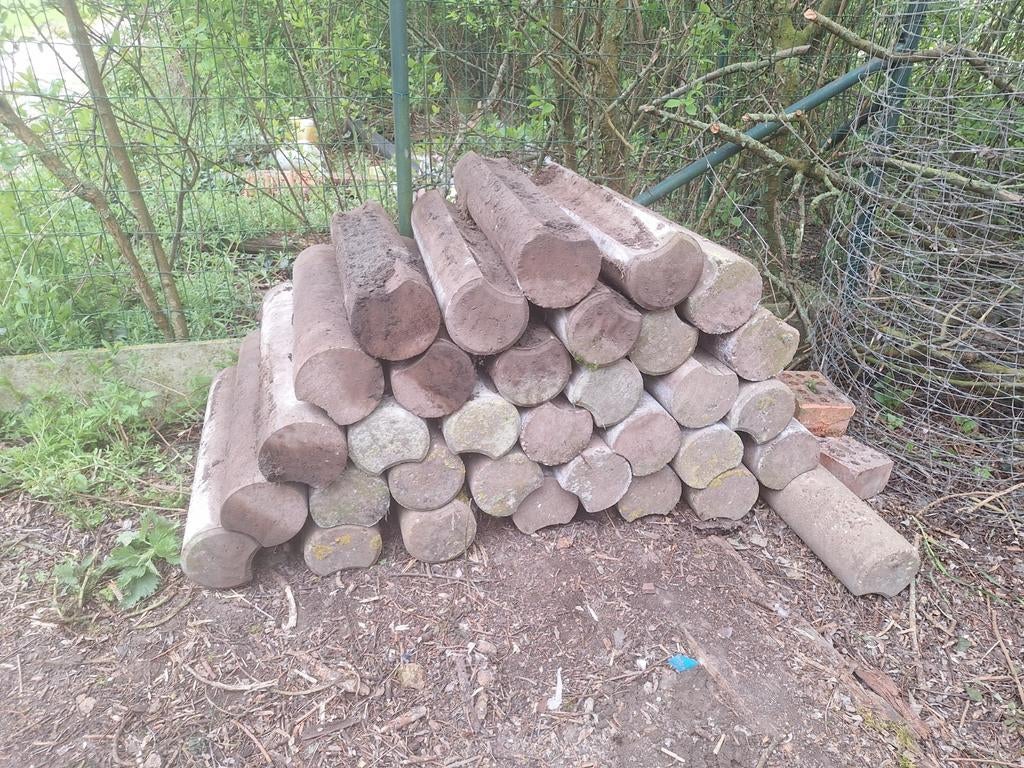 Bornes et palissades en béton GRATUITES, Jardin & Terrasse, Enlèvement