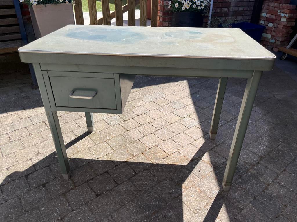 Oude bureau, Huis en Inrichting, Bureaus, Ophalen, Groen, Gebruikt, Met lades