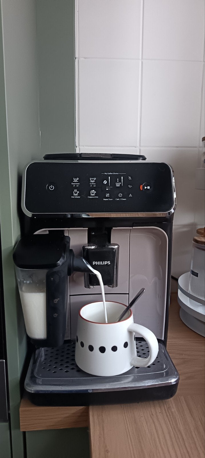 Koffiemachine latte go Phillips, Elektronische apparatuur, Ophalen, Koffiemachine