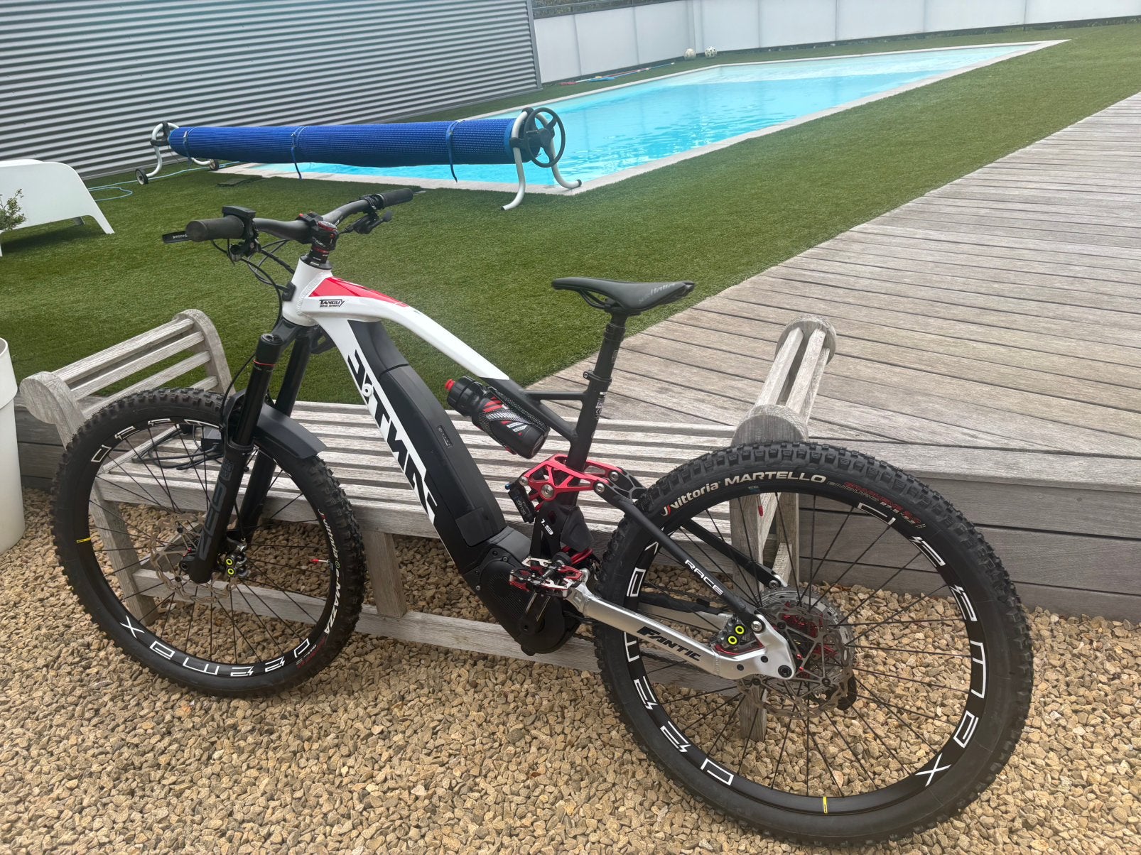 Vélo électrique fantic, Enlèvement ou Envoi, Comme neuf