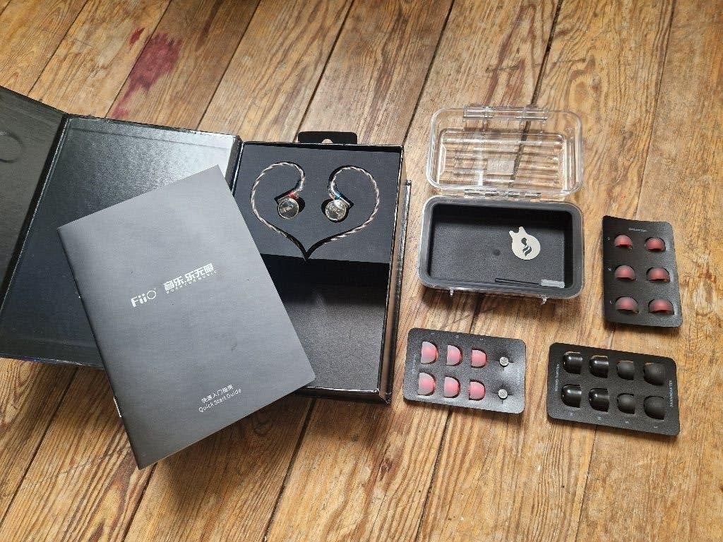 Ecouteurs intra-auriculaires Fiio FD3, Ophalen of Verzenden, Zo goed als nieuw, Over oor (circumaural)