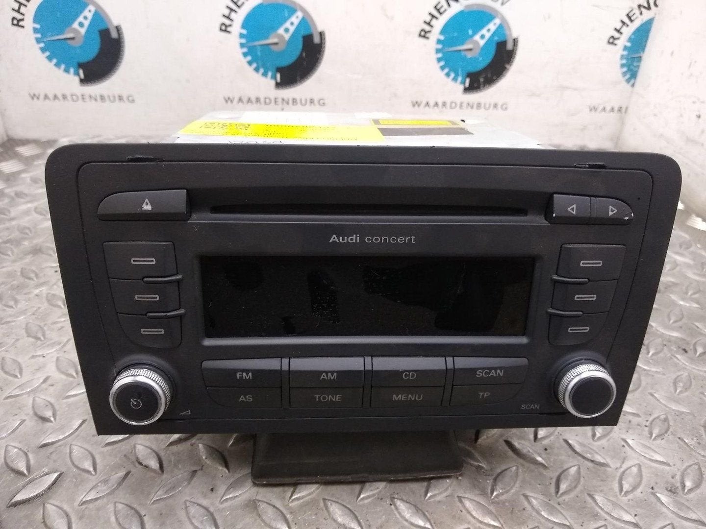 AUDI A3 RADIO 2007, Auto-onderdelen, Ophalen of Verzenden, Gebruikt, ARN erkend