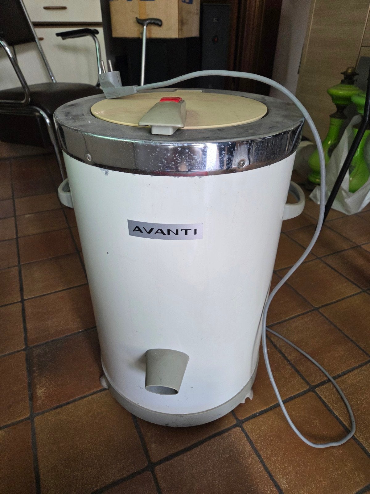 avanti retro wasdroger, Elektronische apparatuur, Ophalen